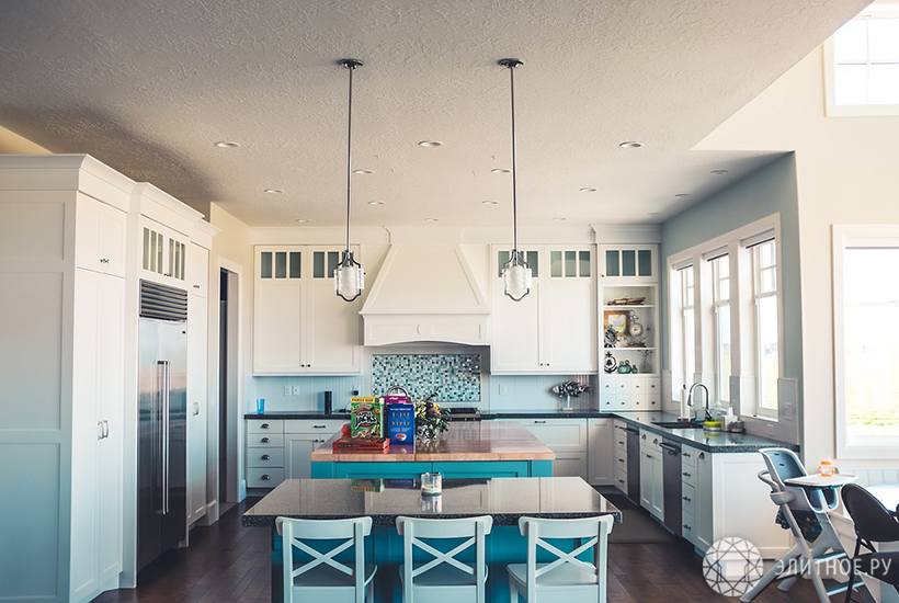 Базовая безликость: в элитном сегменте будущее за отделкой White box