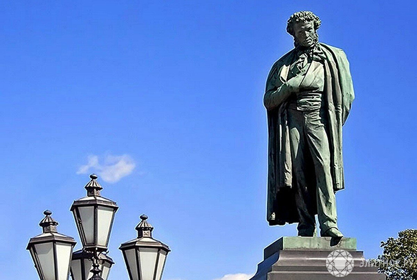 Почему Триумфальная площадь самое магическое место в Москве, и сколько стоит тут квартира